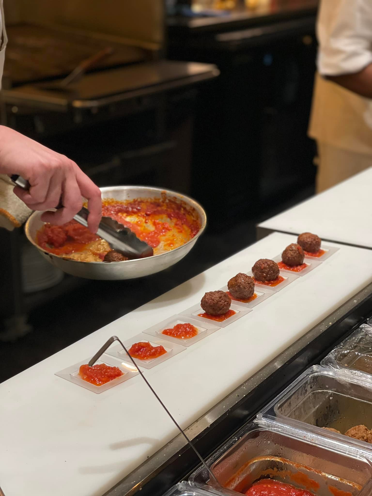 Elle Restaurant - Authentic dining experience 2